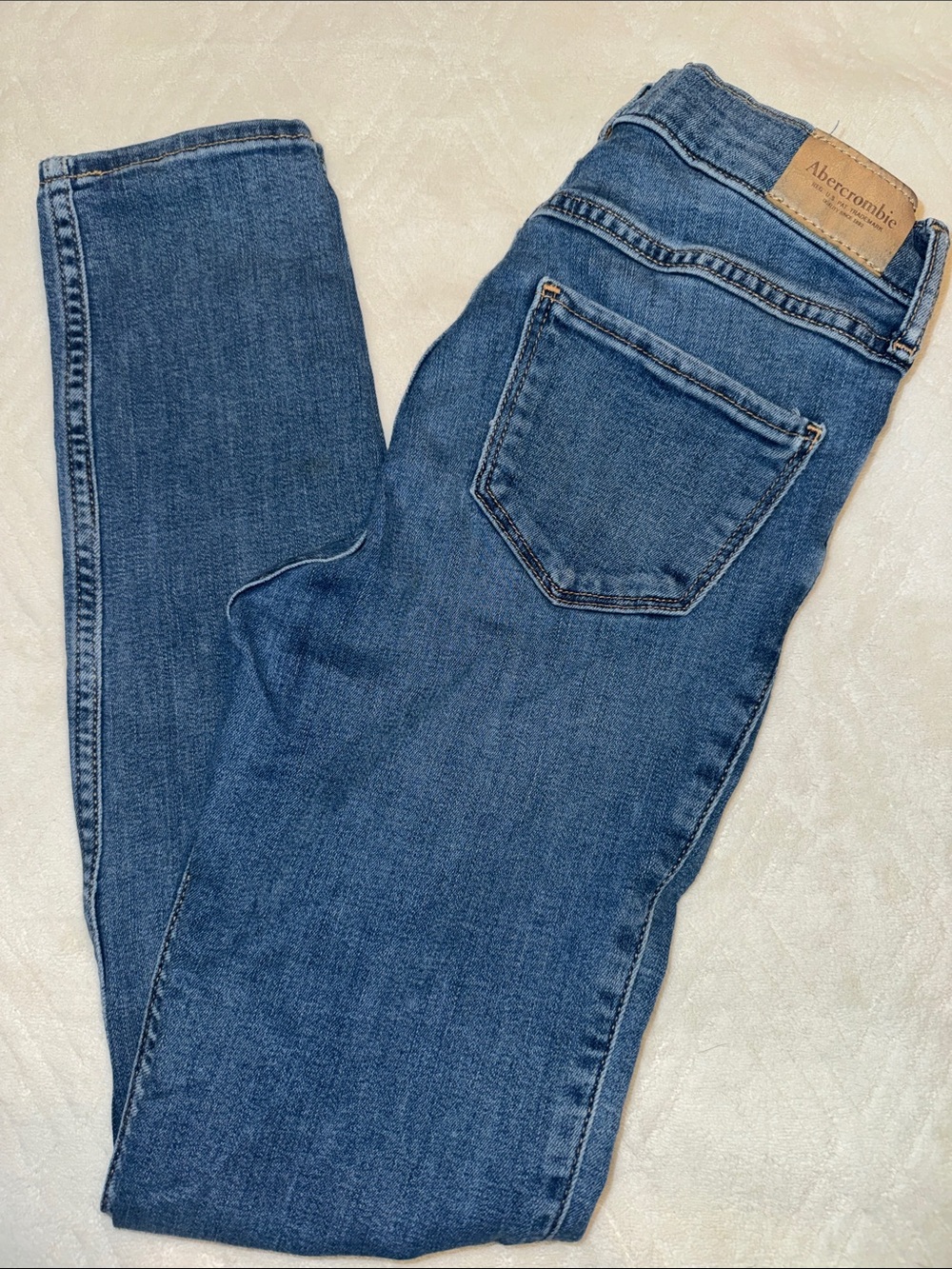 Abercrombie kids Skinny Jeans in Medium Blue Wash